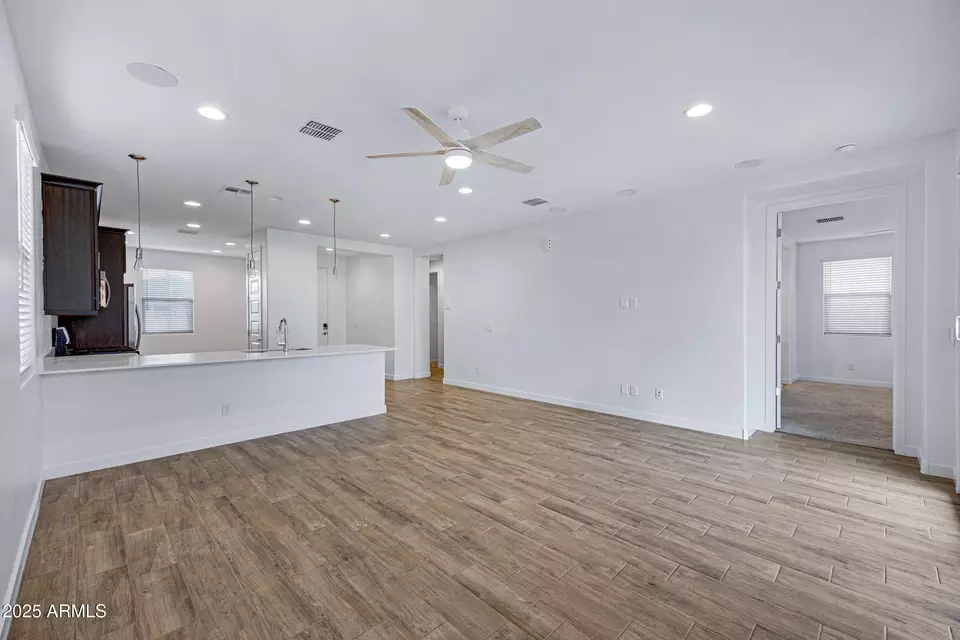 Living - 2532 W Hidalgo Ave, Phoenix, AZ 85041 photo 2 of 4