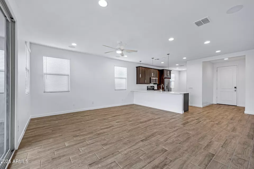Living - 2532 W Hidalgo Ave, Phoenix, AZ 85041 photo 3 of 4