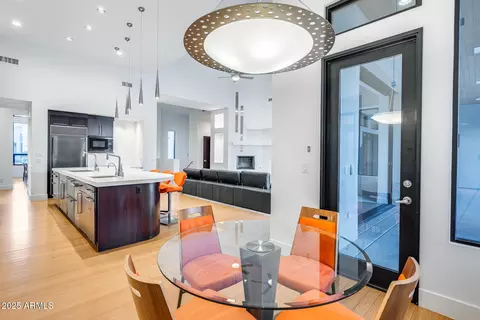Dining - 1101 E Warner Rd #117, Tempe, AZ 85284 photo 3 of 3