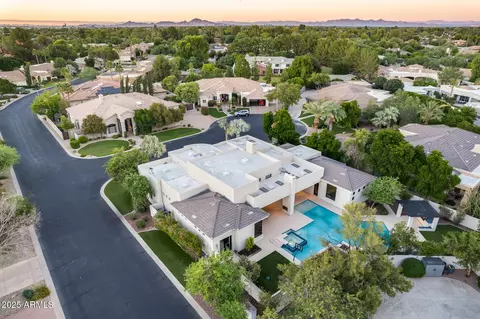 View/Area - 1101 E Warner Rd #117, Tempe, AZ 85284 photo 4 of 5