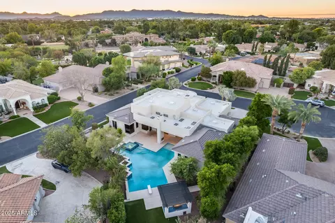 View/Area - 1101 E Warner Rd #117, Tempe, AZ 85284 photo 5 of 5