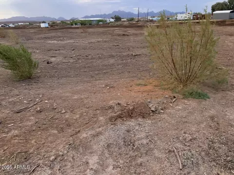 35 N Grace St # A, Cibola, AZ 85328