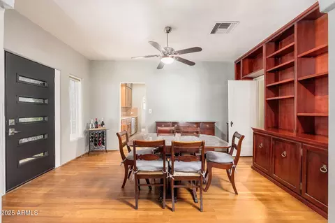 Dining - 15 W Medlock Dr, Phoenix, AZ 85013 photo 1 of 4