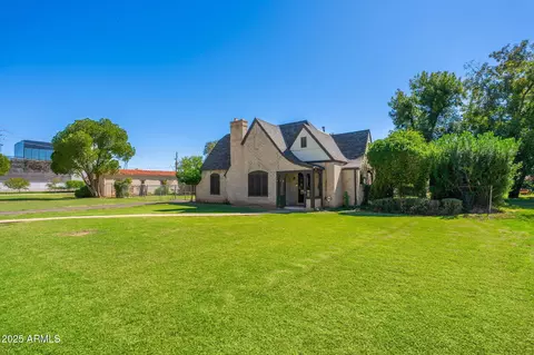 15 W Medlock Dr, Phoenix, AZ 85013