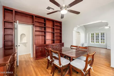 Dining - 15 W Medlock Dr, Phoenix, AZ 85013 photo 2 of 4