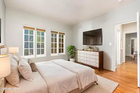 Bedroom - 15 W Medlock Dr, Phoenix, AZ 85013 photo 4 of 4
