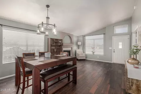 Dining - 14838 S 46th Pl, Phoenix, AZ 85044 photo 1 of 2