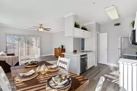5401 E Van Buren St #2072, Phoenix, AZ 85008