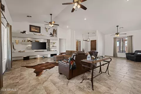 Living - 2530 E Mckellips Blvd, Apache Junction, AZ 85119 photo 1 of 2