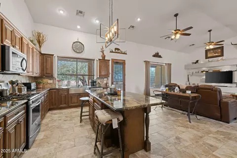 Kitchen - 2530 E Mckellips Blvd, Apache Junction, AZ 85119 photo 2 of 3