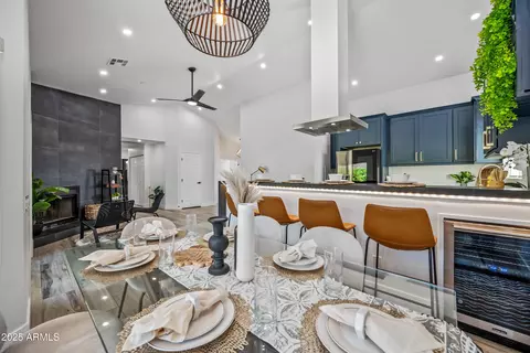 Dining - 3820 E Carol Ann Way, Phoenix, AZ 85032 photo 2 of 3