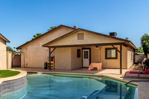 8611 E Garfield St, Scottsdale, AZ 85257