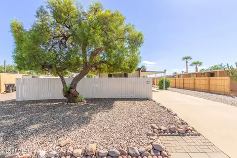 7711 E Farmdale Ave, Mesa, AZ 85208