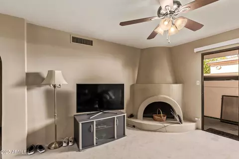 10410 N Cave Creek Rd #1230, Phoenix, AZ 85020