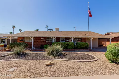 3919 W Stella Ln, Phoenix, AZ 85019