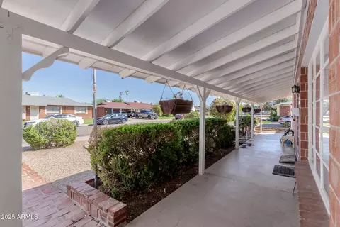 Exterior - 3919 W Stella Ln, Phoenix, AZ 85019 photo 2 of 7