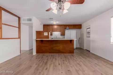 Living - 3919 W Stella Ln, Phoenix, AZ 85019 photo 6 of 9