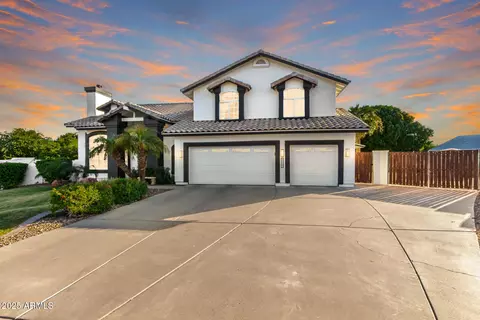 2127 E Laurel St, Mesa, AZ 85213