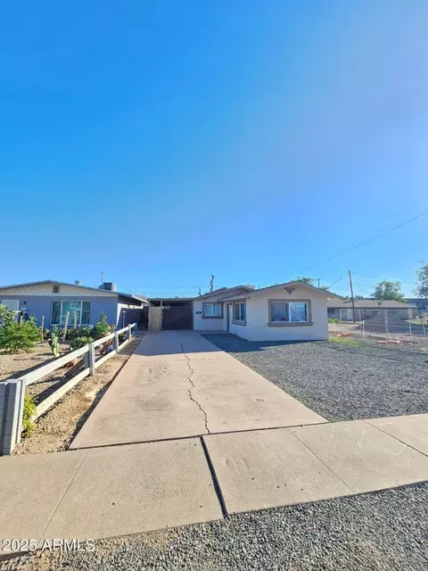 5951 W Glenn Dr, Glendale, AZ 85301