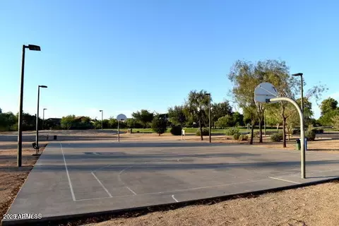 Exterior - 4714 E Prickly Pear Trl, Phoenix, AZ 85050 photo 4 of 4