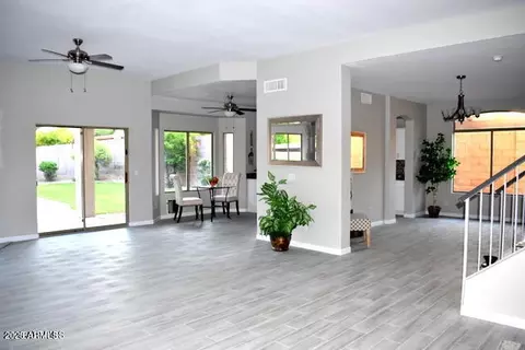 Living - 4714 E Prickly Pear Trl, Phoenix, AZ 85050 photo 1 of 7