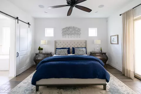 Bedroom - 3919 E Sheila Ln, Phoenix, AZ 85018 photo 2 of 6