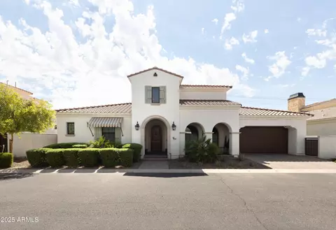 Exterior - 3919 E Sheila Ln, Phoenix, AZ 85018 photo 13 of 15