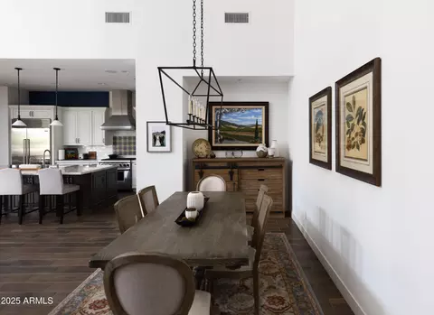 Dining - 3919 E Sheila Ln, Phoenix, AZ 85018 photo 1 of 2