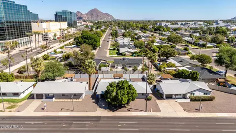 View/Area - 4729 N 24th St, Phoenix, AZ 85016 photo 4 of 9