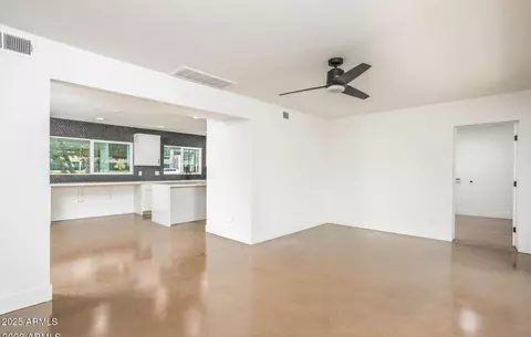 Living - 4729 N 24th St, Phoenix, AZ 85016 photo 1 of 1
