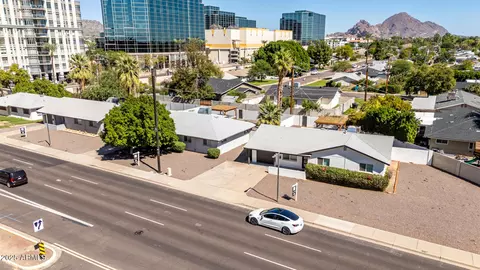 View/Area - 4735 N 24th St, Phoenix, AZ 85016 photo 4 of 12