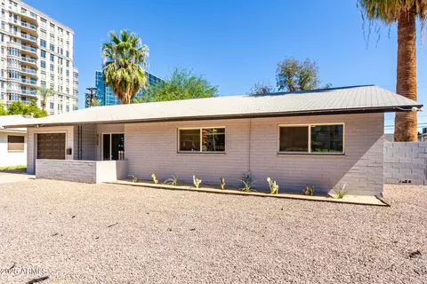 Exterior - 4735 N 24th St, Phoenix, AZ 85016 photo 2 of 10