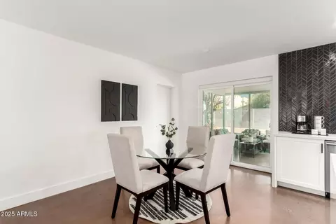 Dining - 4735 N 24th St, Phoenix, AZ 85016 photo 1 of 1