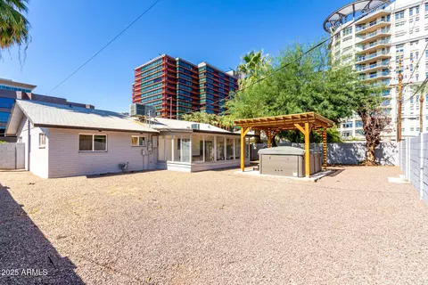 Exterior - 4735 N 24th St, Phoenix, AZ 85016 photo 9 of 10