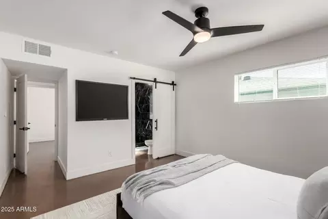 Bedroom - 4735 N 24th St, Phoenix, AZ 85016 photo 3 of 4
