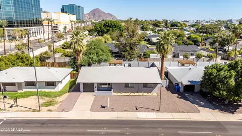 View/Area - 4735 N 24th St, Phoenix, AZ 85016 photo 1 of 12