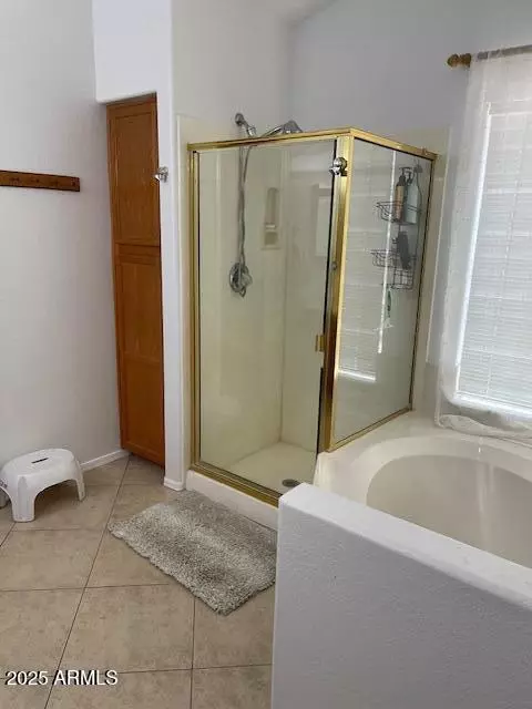 Bath - 1937 E Renee Dr, Phoenix, AZ 85024 photo 4 of 4