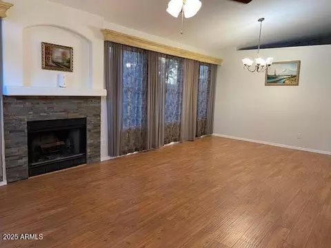 Living - 1937 E Renee Dr, Phoenix, AZ 85024 photo 2 of 3