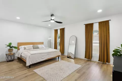 Bedroom - 4324 E Sunrise Dr, Phoenix, AZ 85044 photo 2 of 4