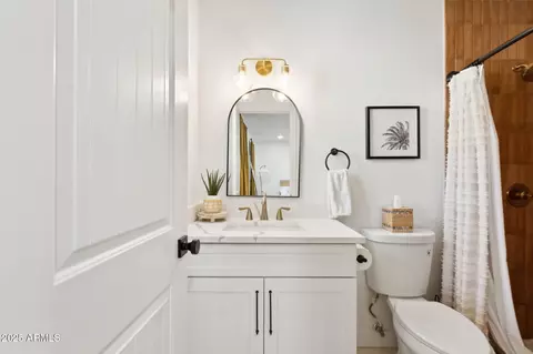 Bath - 4324 E Sunrise Dr, Phoenix, AZ 85044 photo 1 of 4