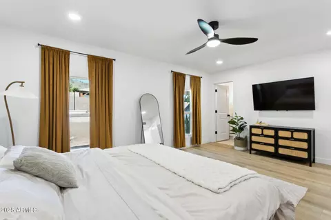 Bedroom - 4324 E Sunrise Dr, Phoenix, AZ 85044 photo 1 of 4