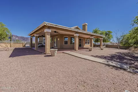 Exterior - 1410 N Goldfield Rd, Apache Junction, AZ 85119 photo 4 of 9