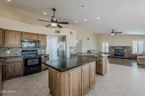 1410 N Goldfield Rd, Apache Junction, AZ 85119