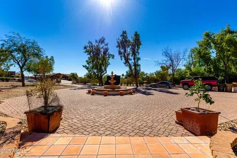 13022 W Solano Dr, Litchfield Park, AZ 85340