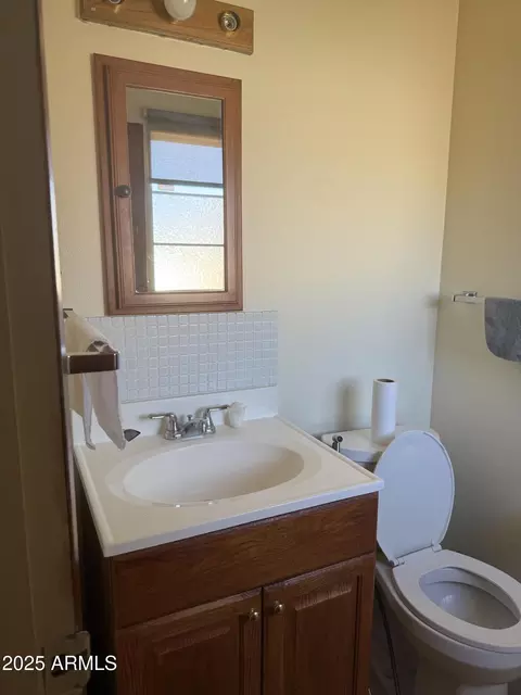 Bath - 3446 W Mclellan Blvd, Phoenix, AZ 85017 photo 1 of 4
