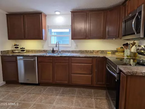 2233 E Behrend Dr #26, Phoenix, AZ 85024 photo 15