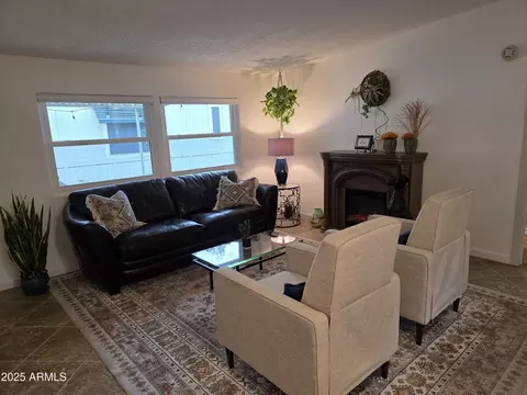 2233 E Behrend Dr #26, Phoenix, AZ 85024 photo 8