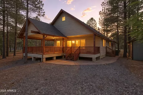 5124 Strawberry Ln, Happy Jack, AZ 86024