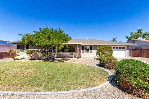 2418 W Greenbriar Dr, Phoenix, AZ 85023