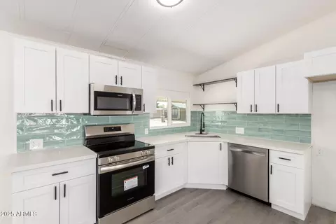 11000 N 91st Ave #20, Peoria, AZ 85345
